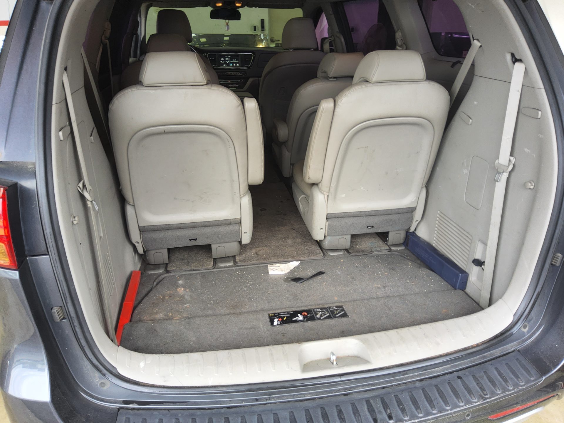 2016 - kia carnival