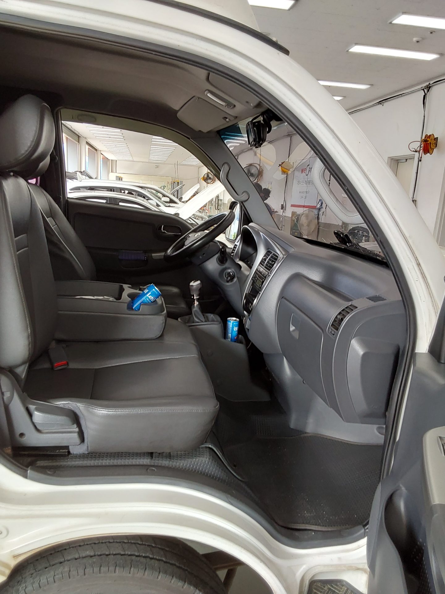 2016 - kia bongo