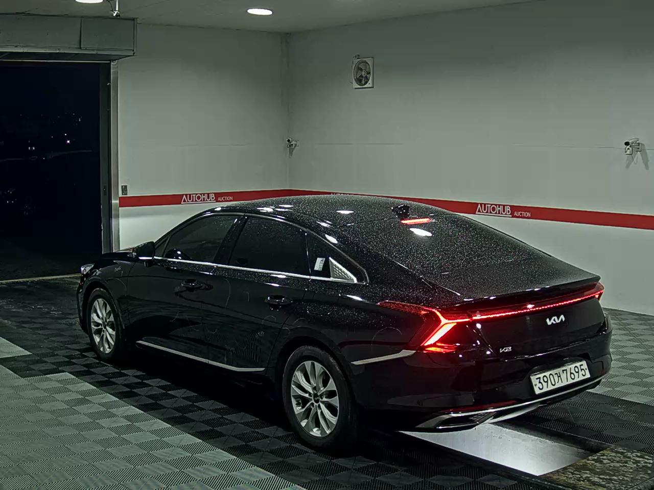 2023 - kia k8
