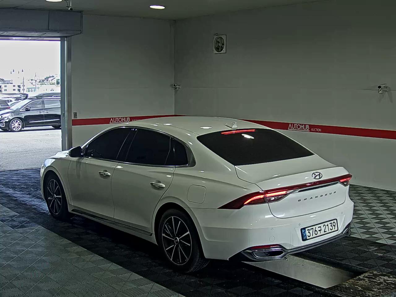 2022 - hyundai grandeur