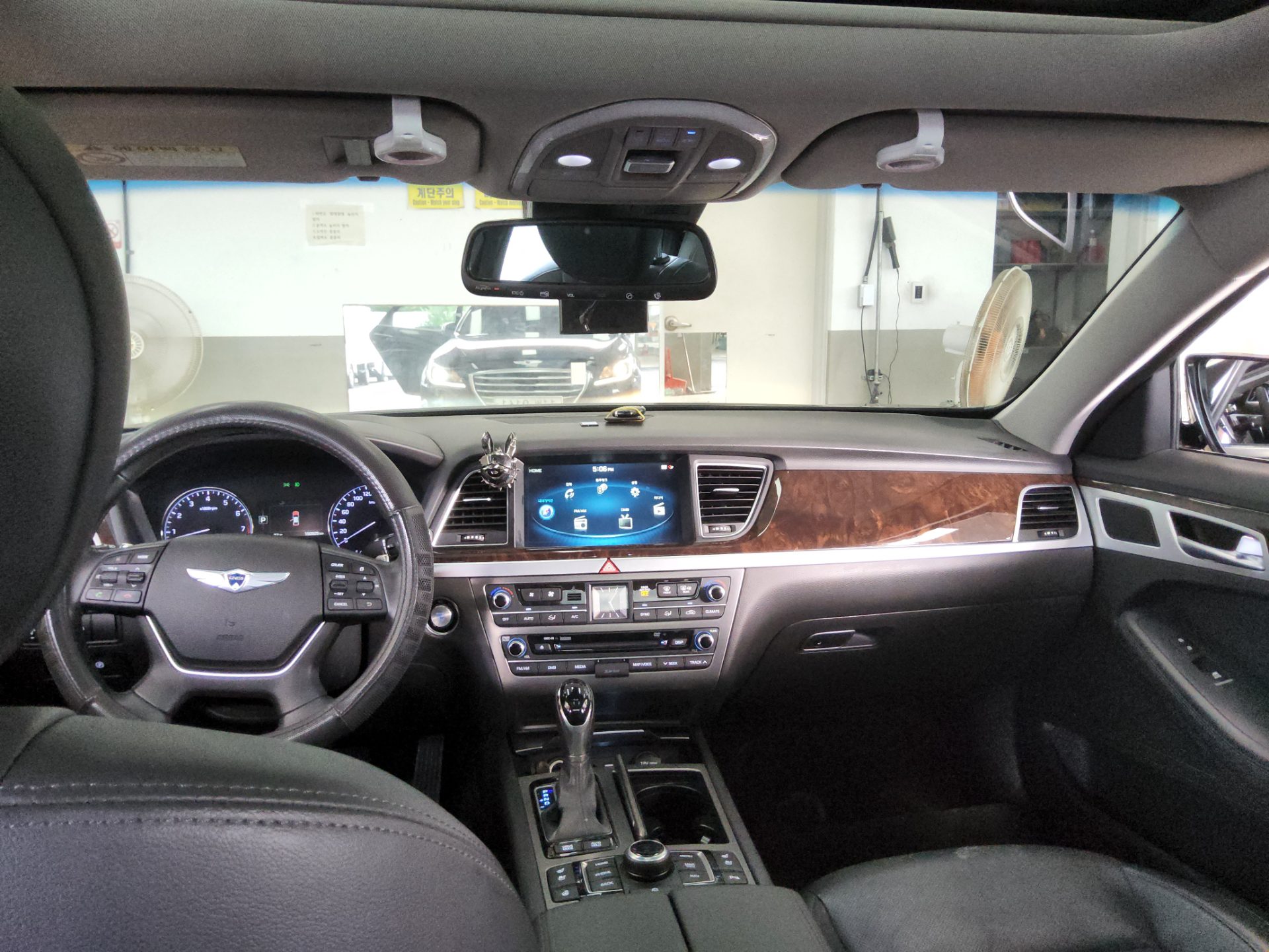 2016 - hyundai g330