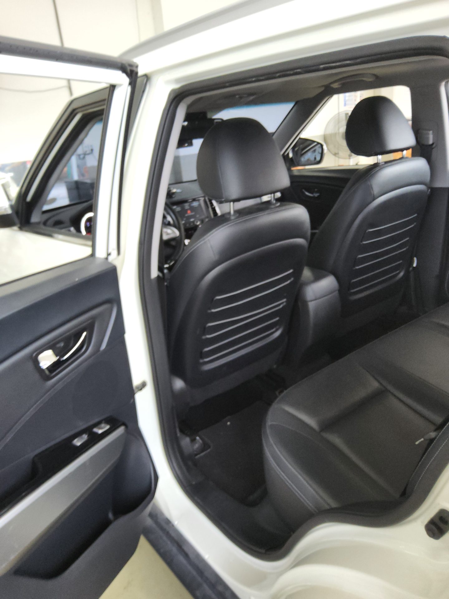 2016 - ssangyong tivoli