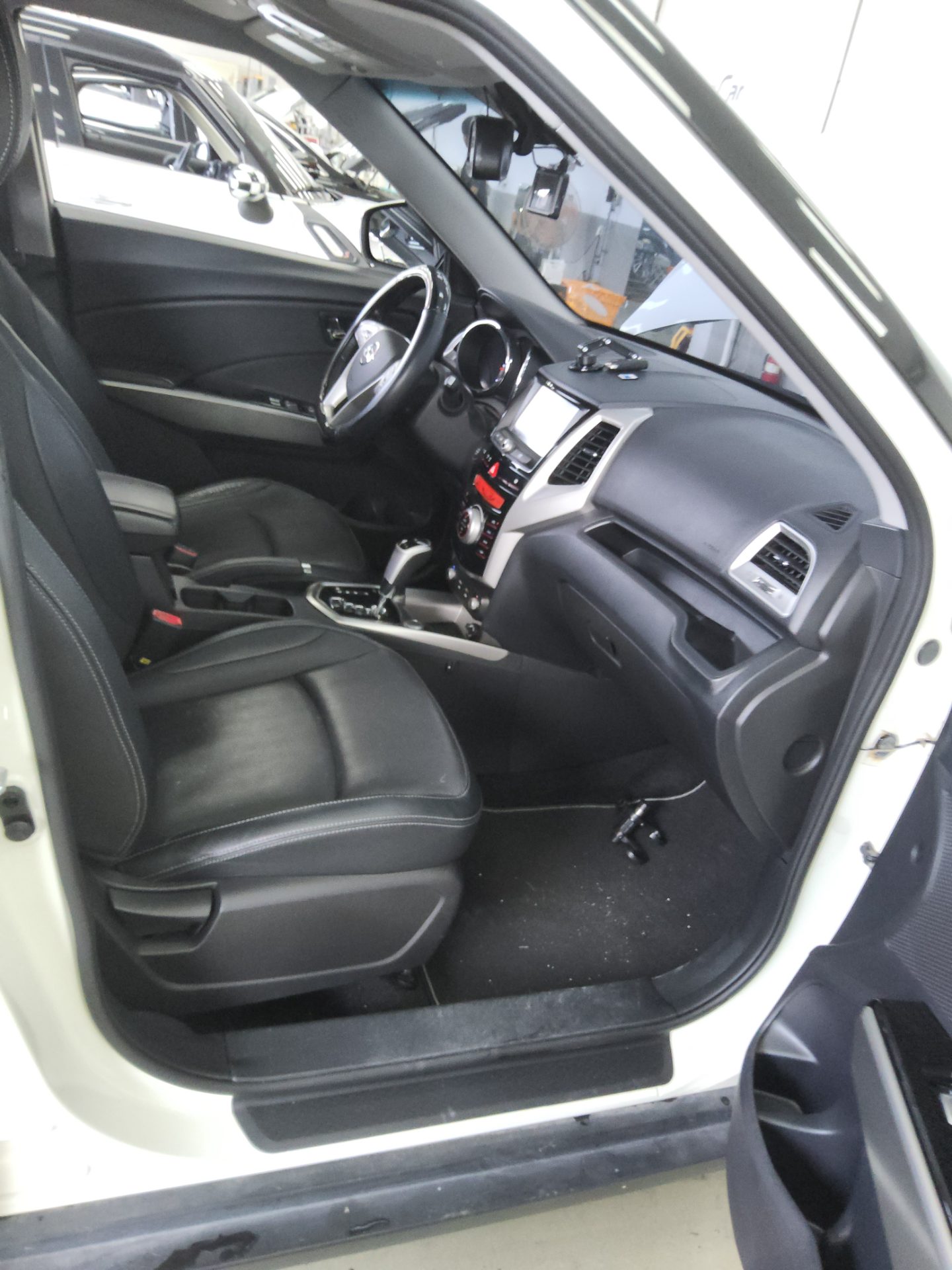 2016 - ssangyong tivoli