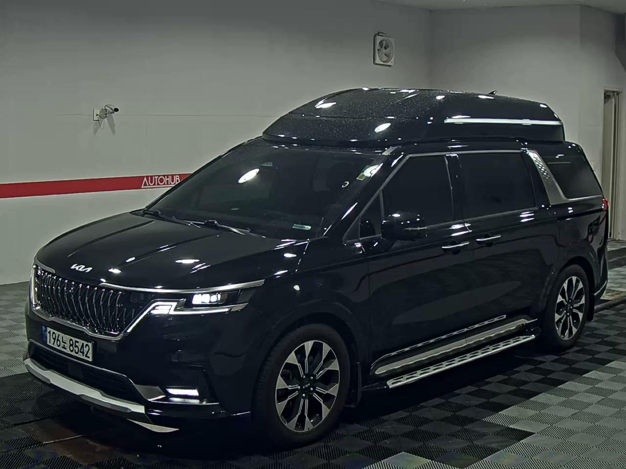 2022 - kia carnival
