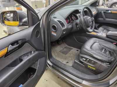 أودي Q7 3.0 Tdi Quattro 2010 3.0 tdi quattro