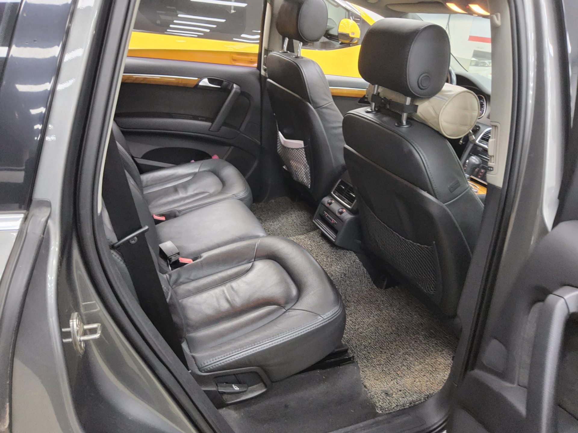 2010 - audi q7
