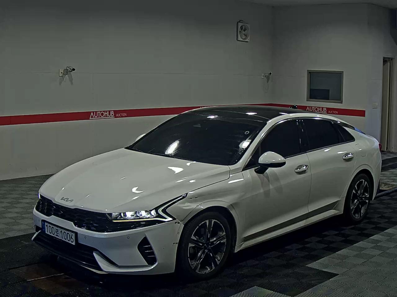 2022 - kia k5