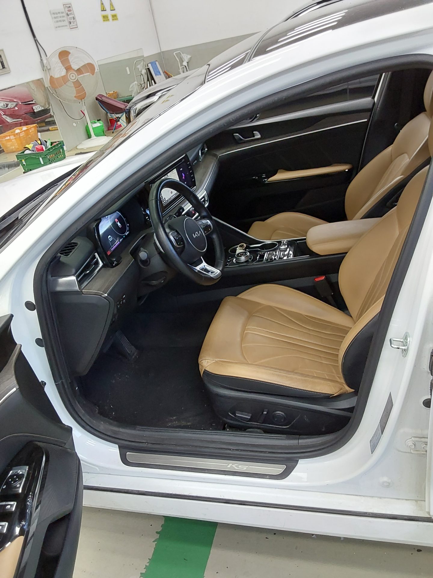 2022 - kia k5