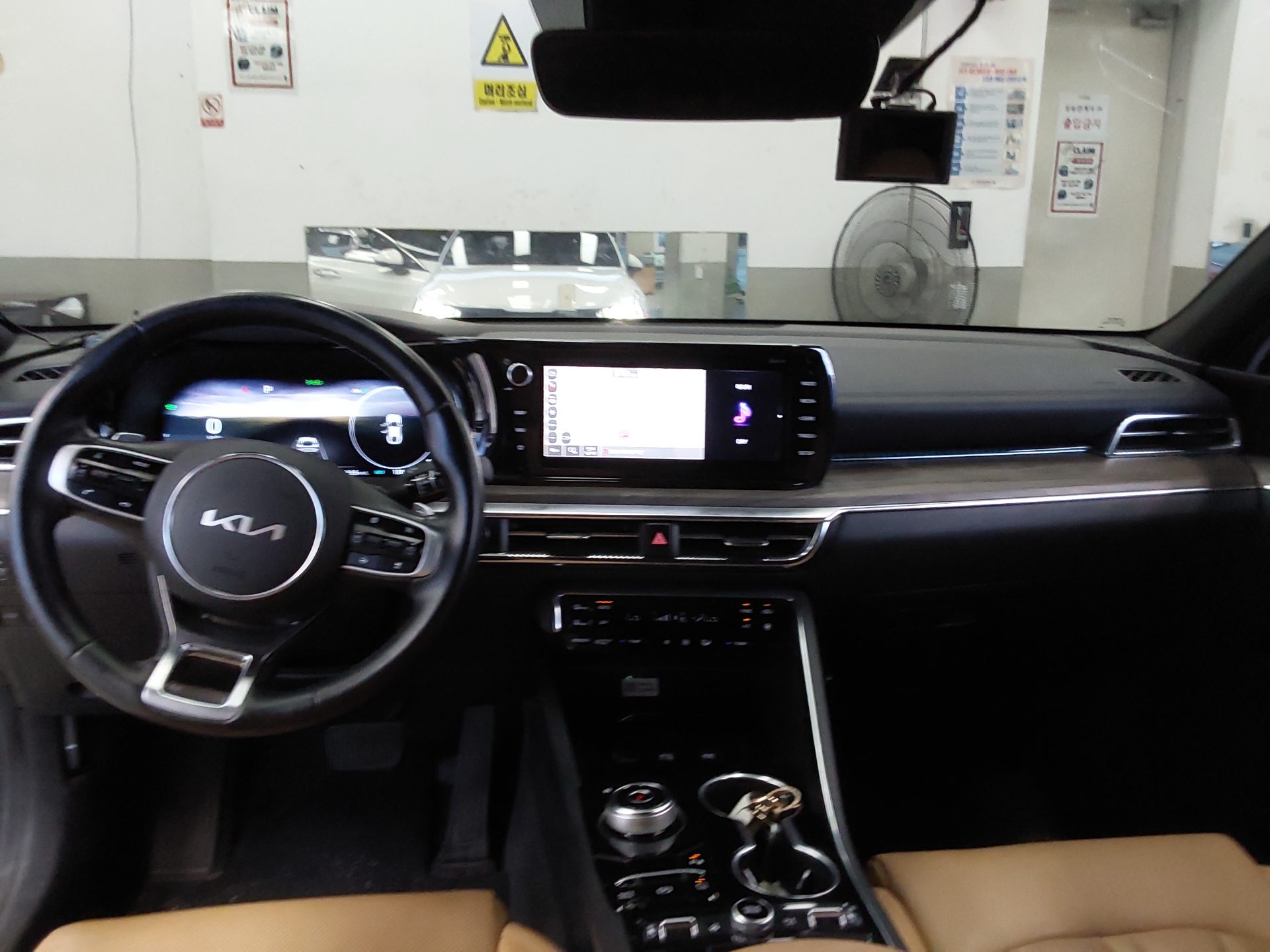 2022 - kia k5