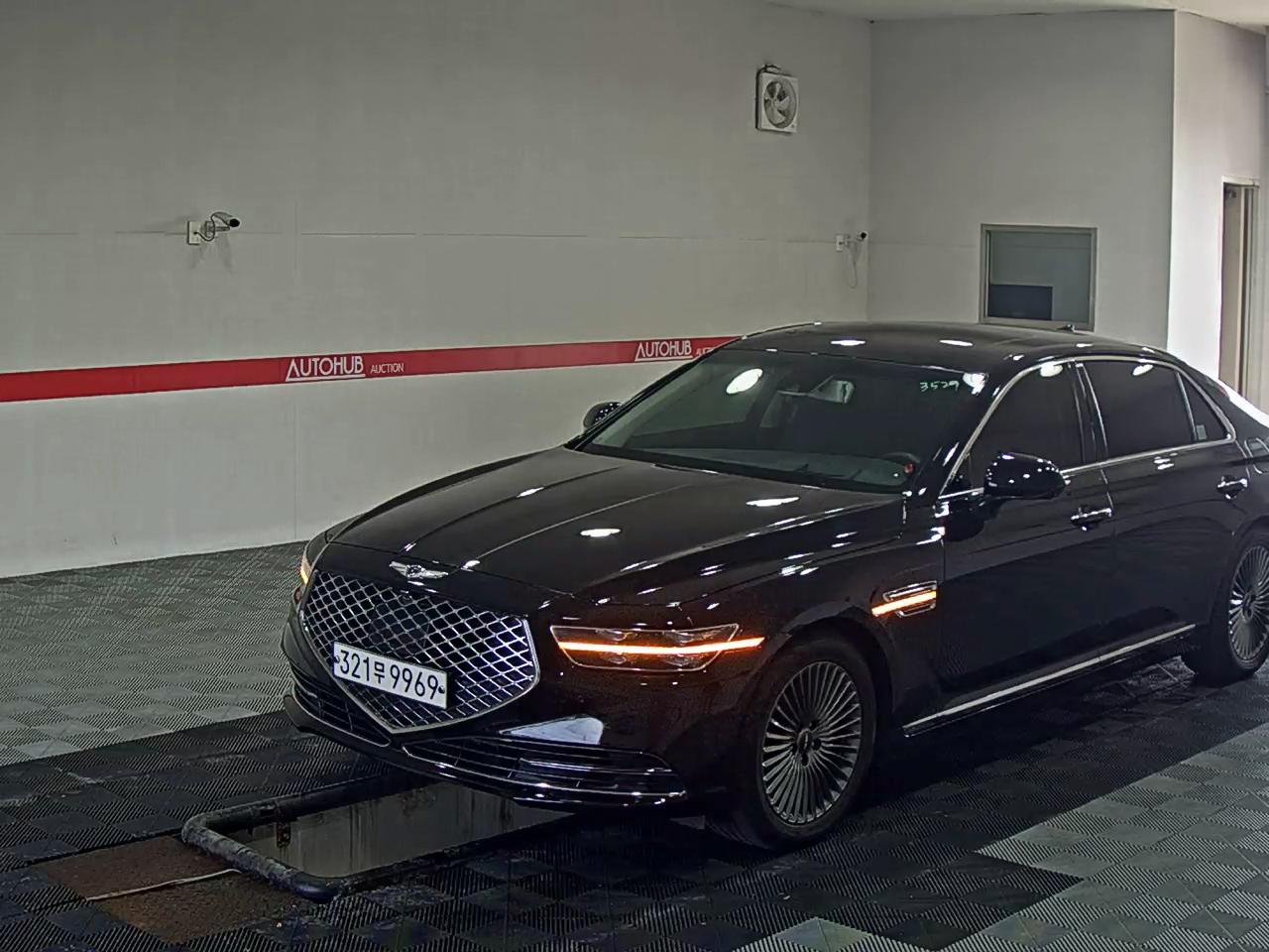 2019 - genesis g90