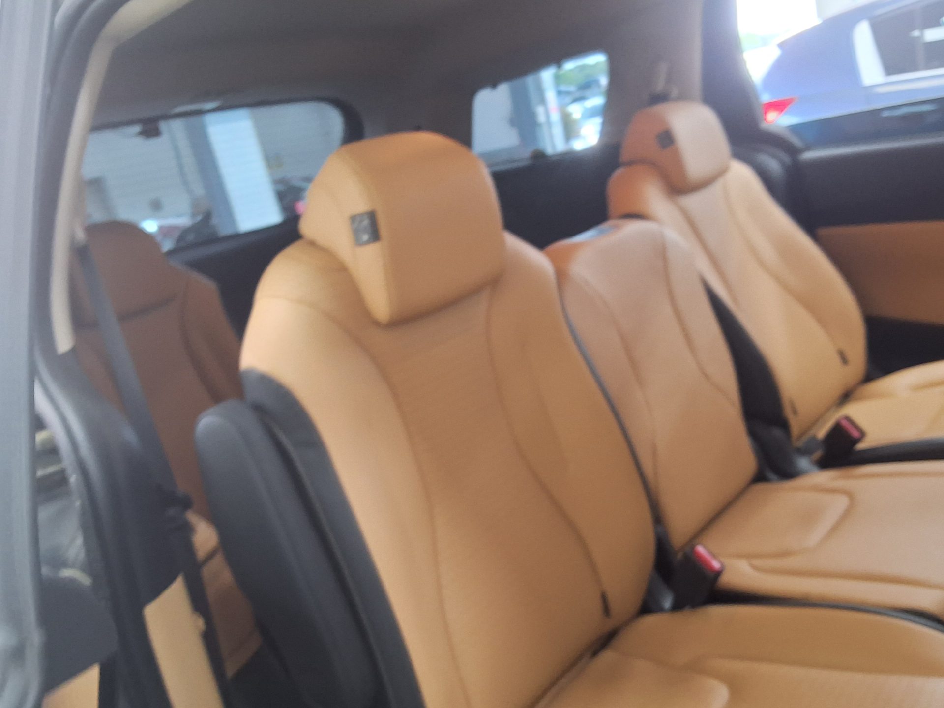 2023 - kia carnival