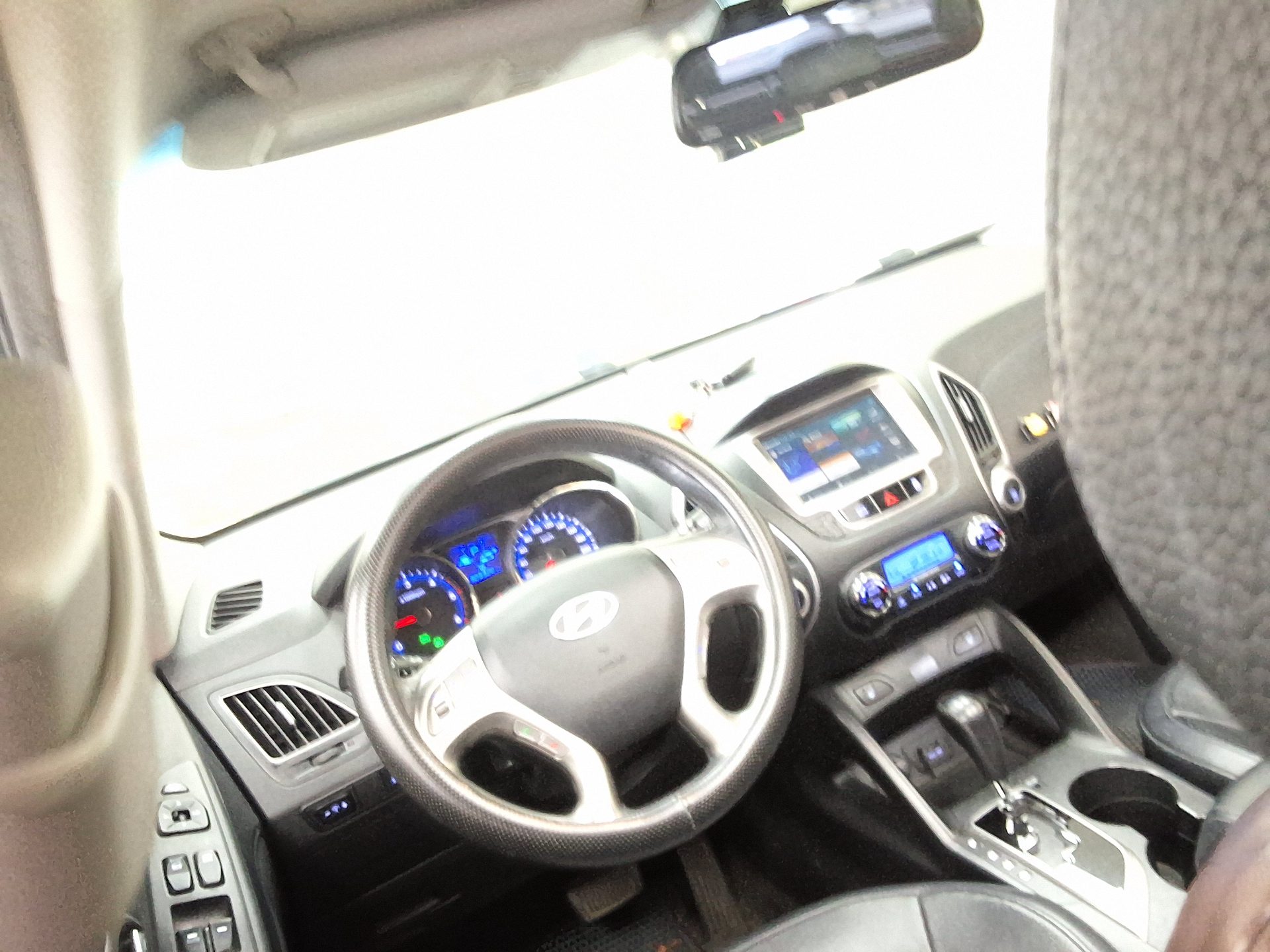 2012 - hyundai tucson
