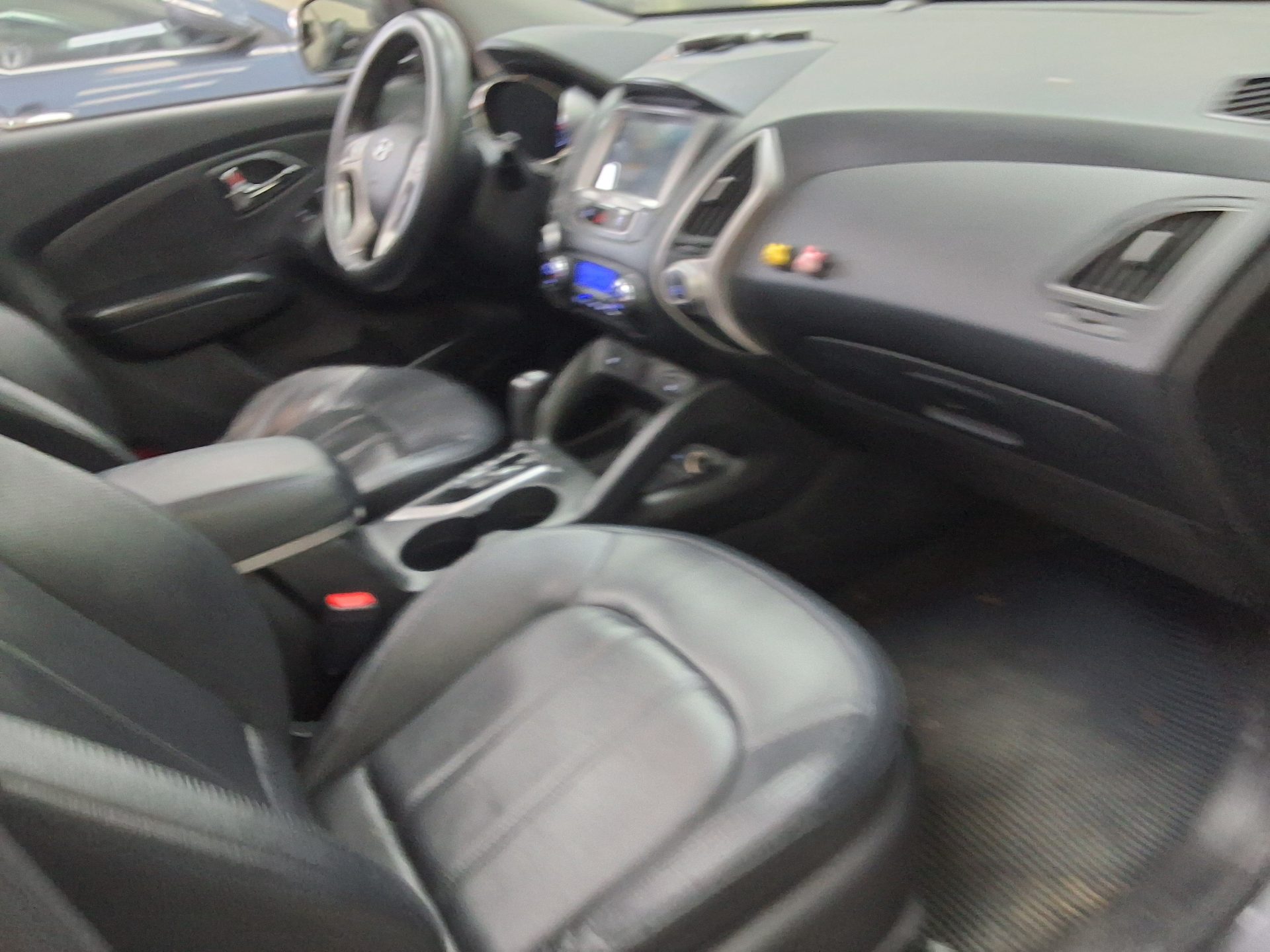 2012 - hyundai tucson