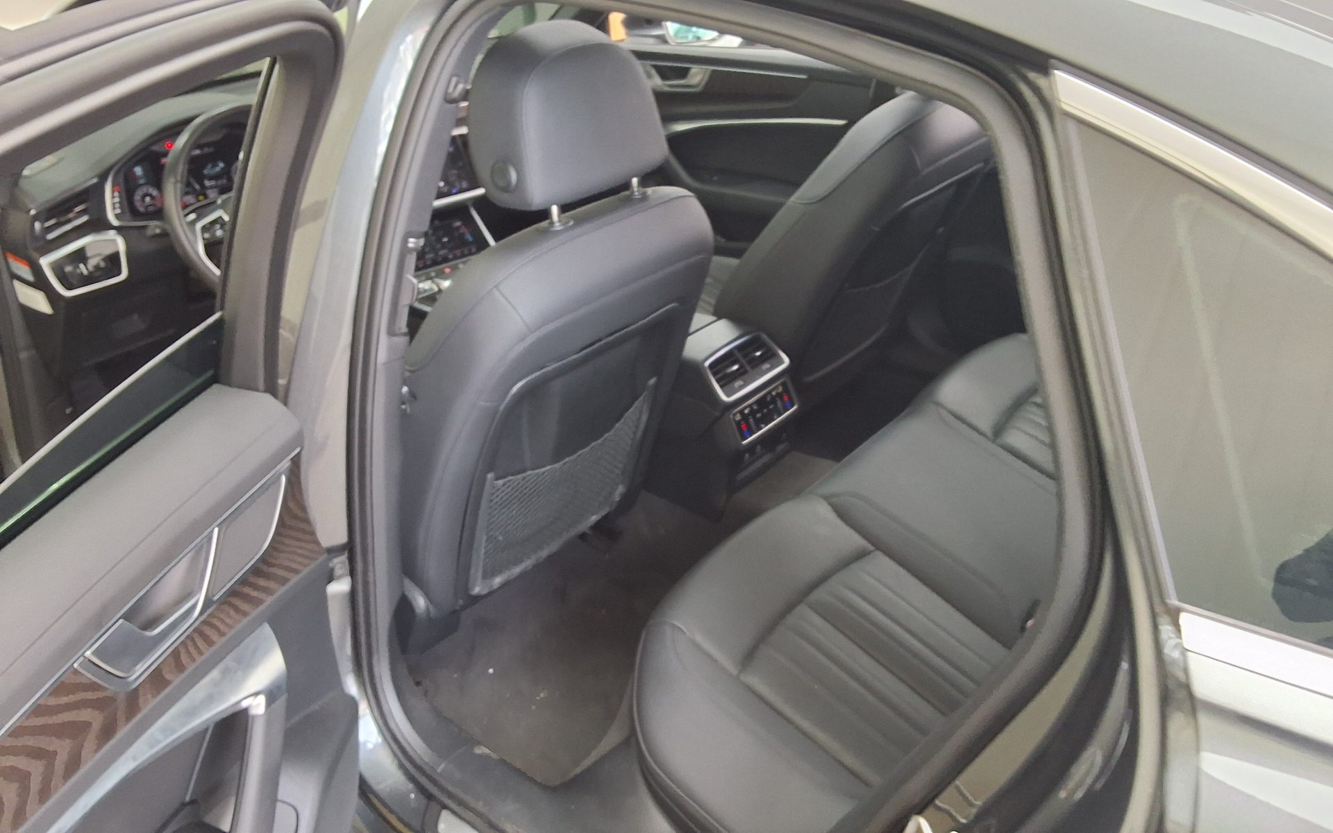 Audi A6 2023 — صورة 5