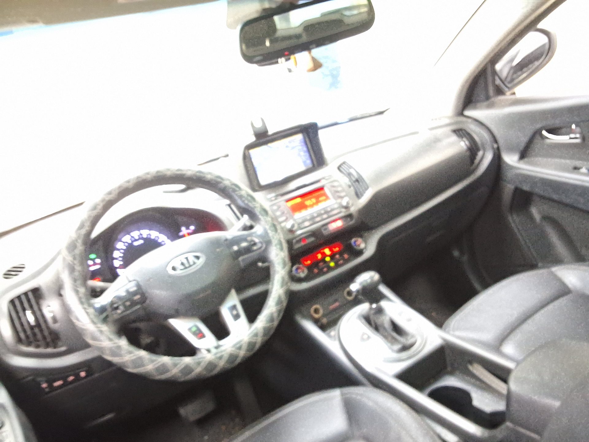 2012 - kia sportage