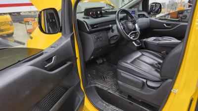هيونداي Staria 2.2 ديزل Tourer 11 Seater دفع ثنائي Modern 2022 MODERN