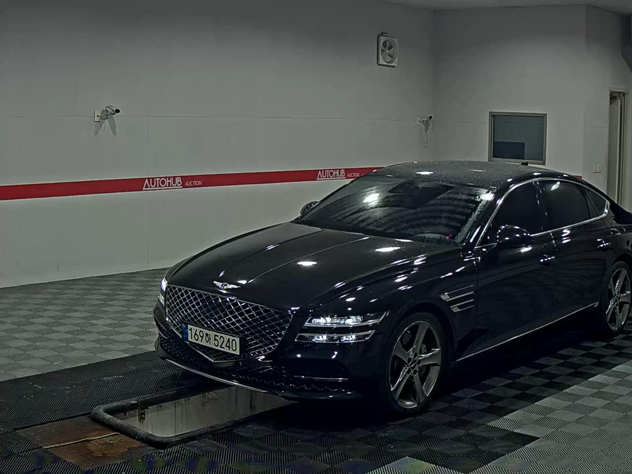 2022 - genesis g80
