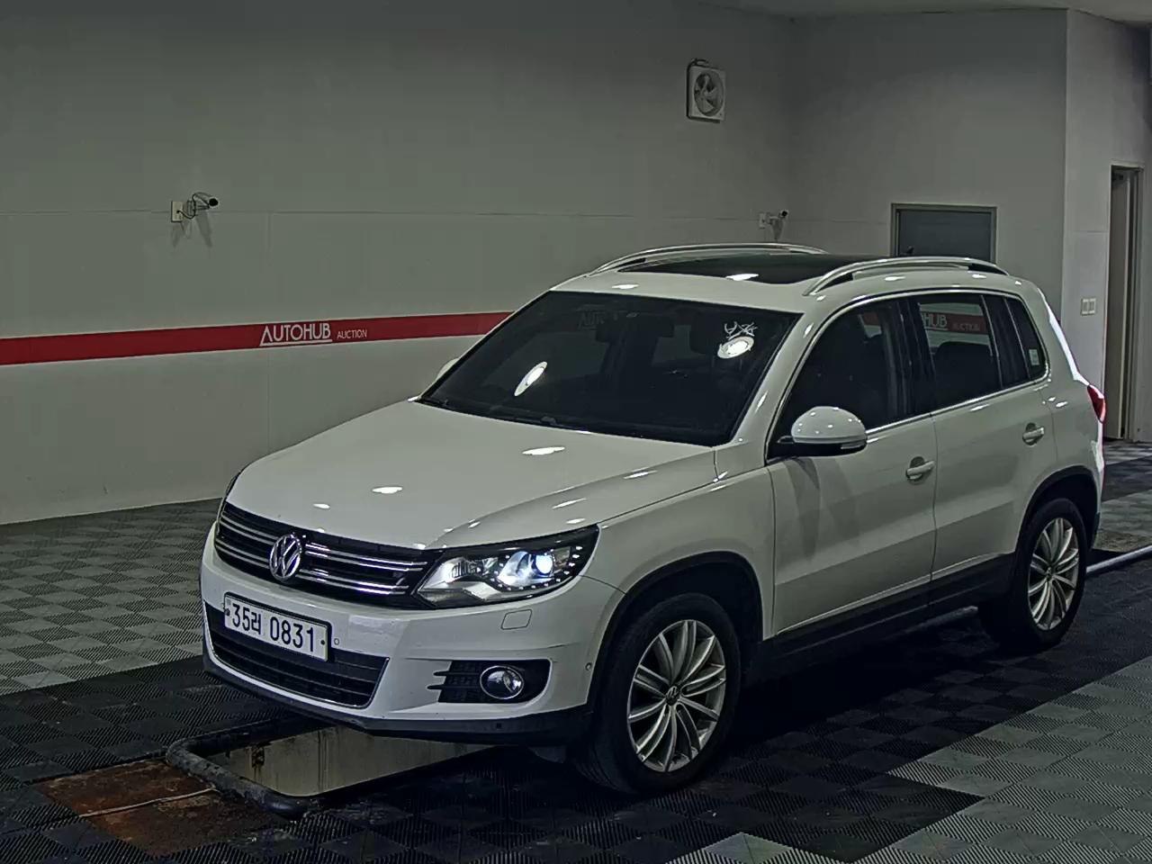 2016 - volkswagen tiguan