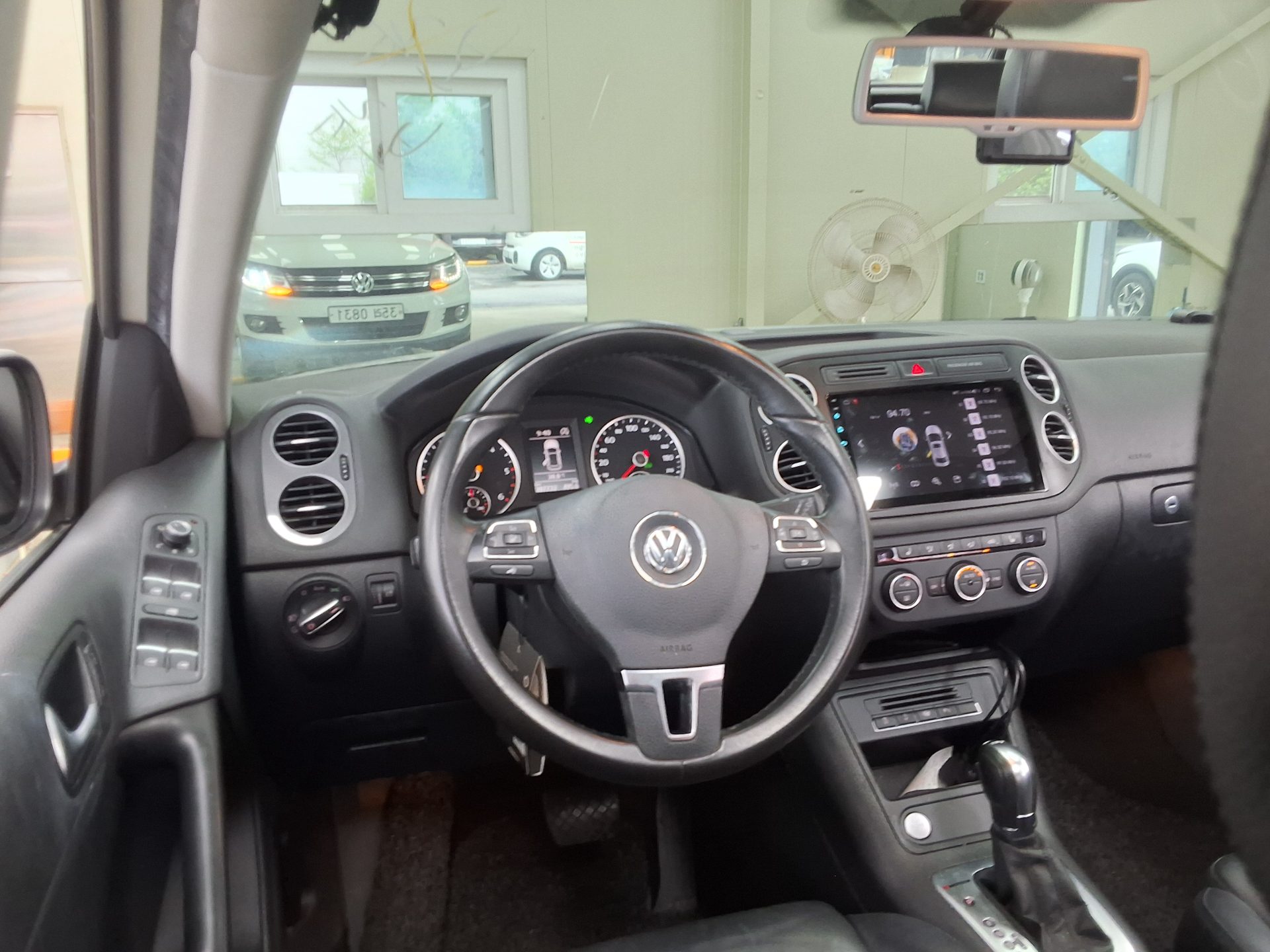 2016 - volkswagen tiguan