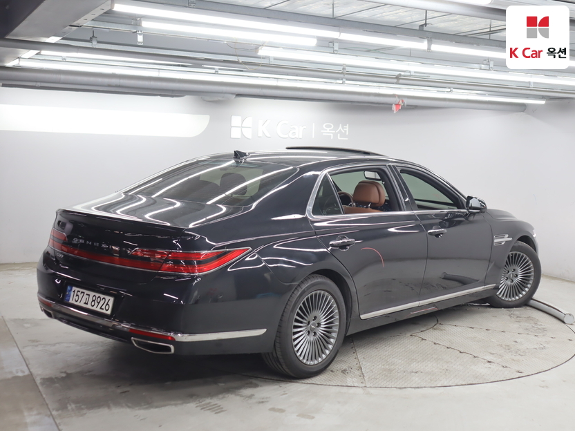 2021 - genesis g90