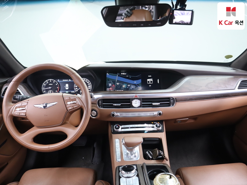 2021 - genesis g90