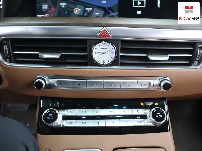 2021 - genesis g90