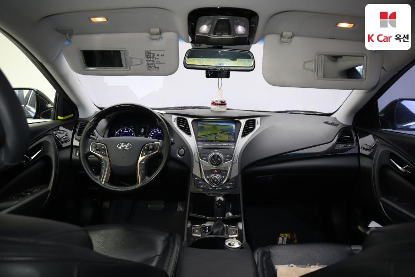 2013 - hyundai grandeur