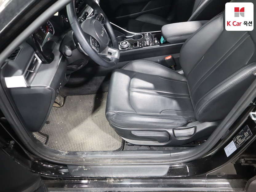 2023 - kia k5