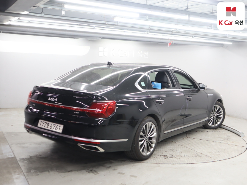 2023 - kia k9