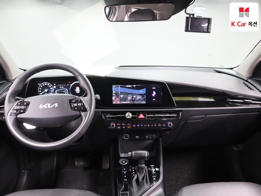 2022 - kia niro