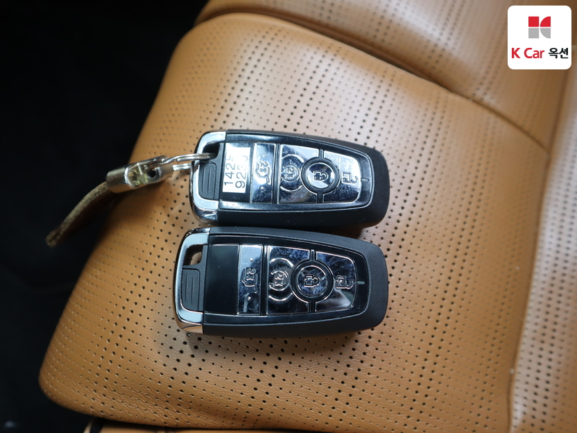 Lincoln Aviator 2022 — صورة 6