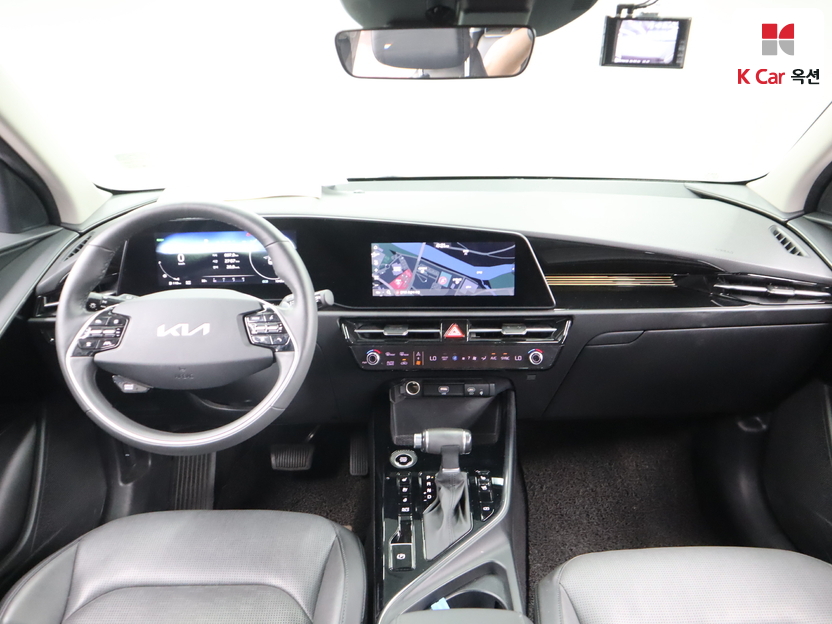 2022 - kia niro