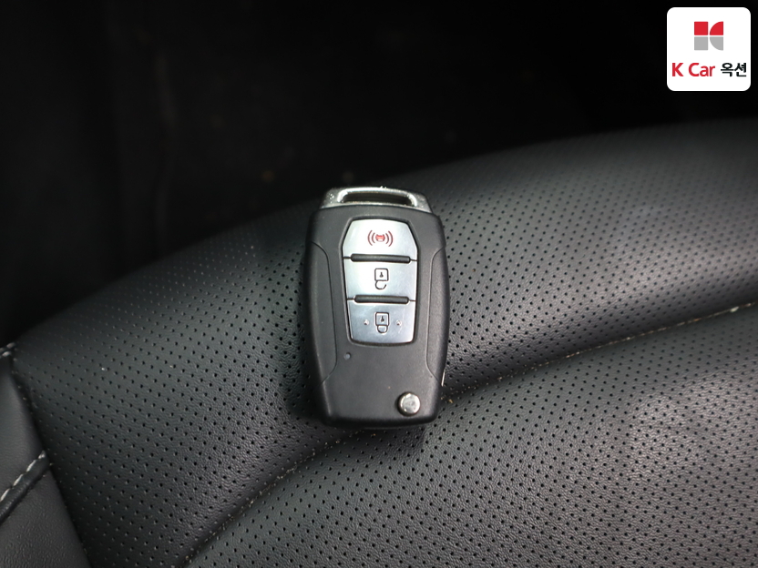 Kg Mobility (Ssangyong) Torres 2023 — صورة 8