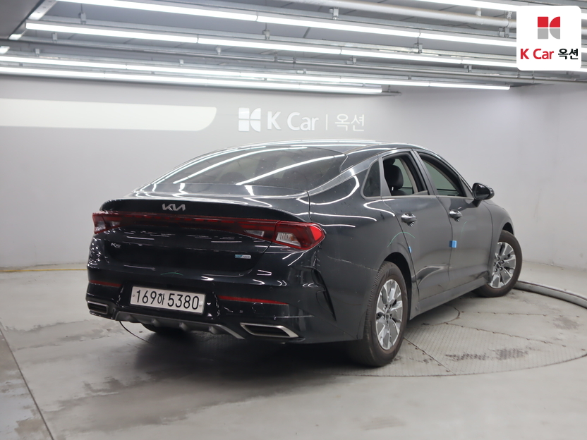 2022 - kia k5