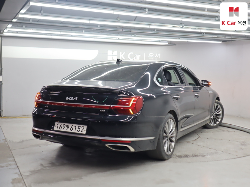 2022 - kia k9