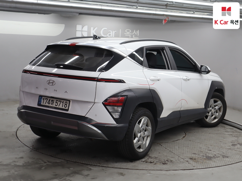 2023 - hyundai kona