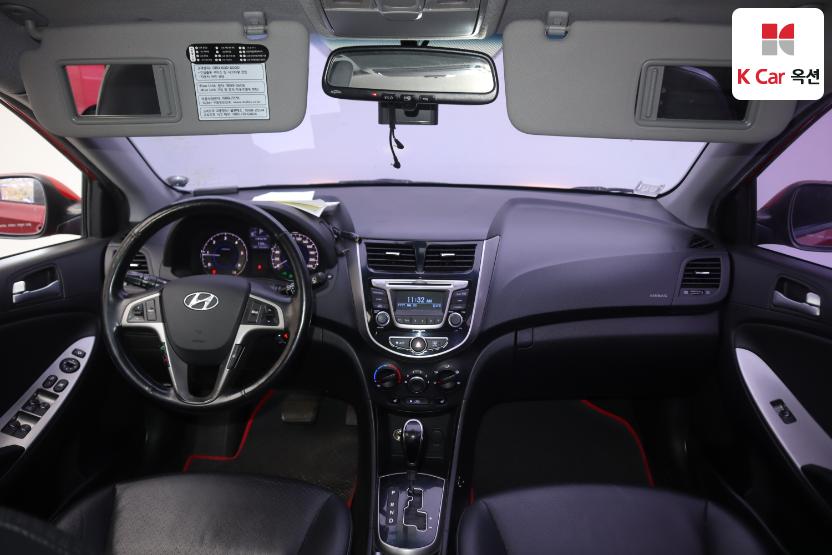 2016 - hyundai accent