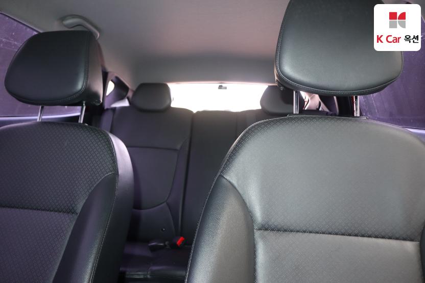 2016 - hyundai accent