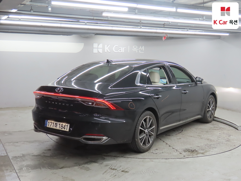 2022 - hyundai grandeur