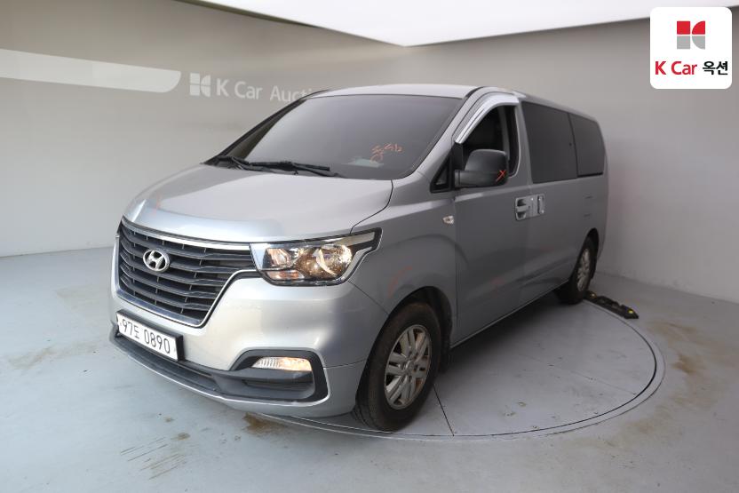 2020 - hyundai grand starex