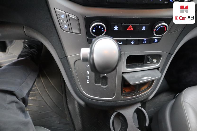 2020 - hyundai grand starex