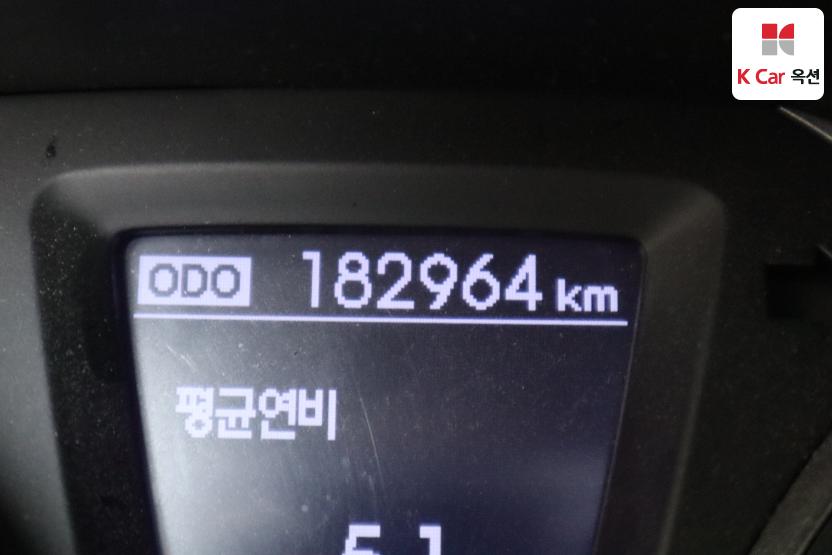 2011 - hyundai avante