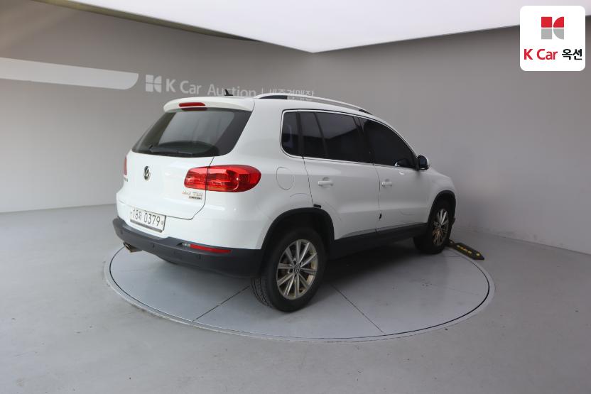 2016 - volkswagen tiguan