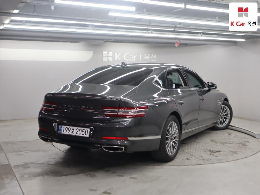 2022 - genesis g80
