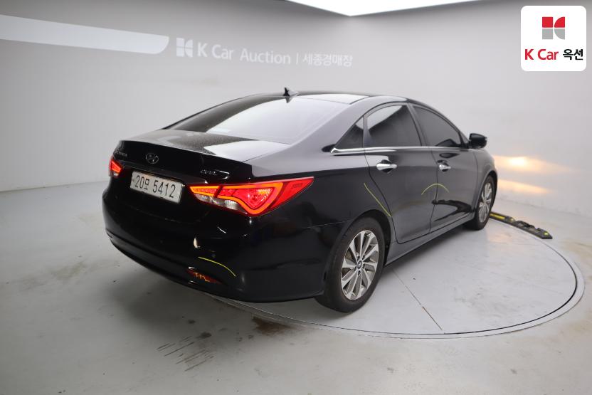 2013 - hyundai sonata
