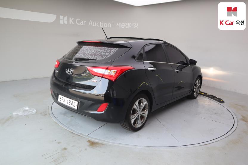 2012 - hyundai i30