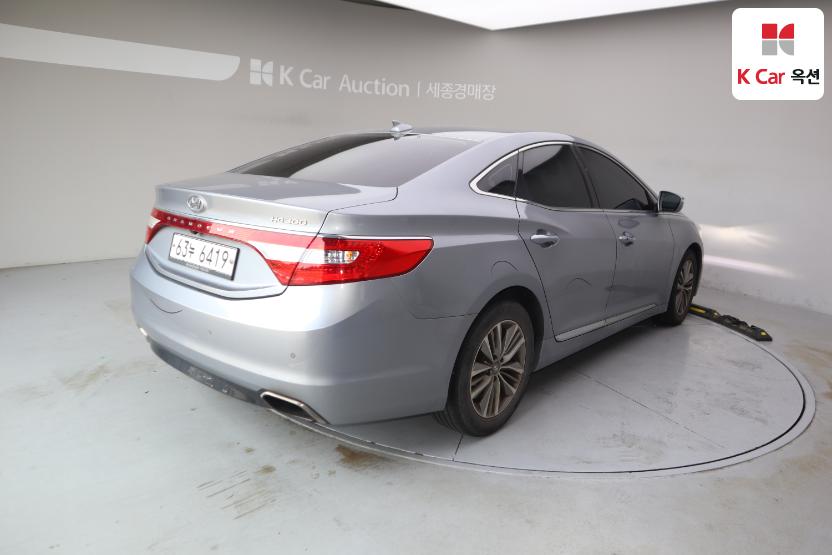 2017 - hyundai grandeur