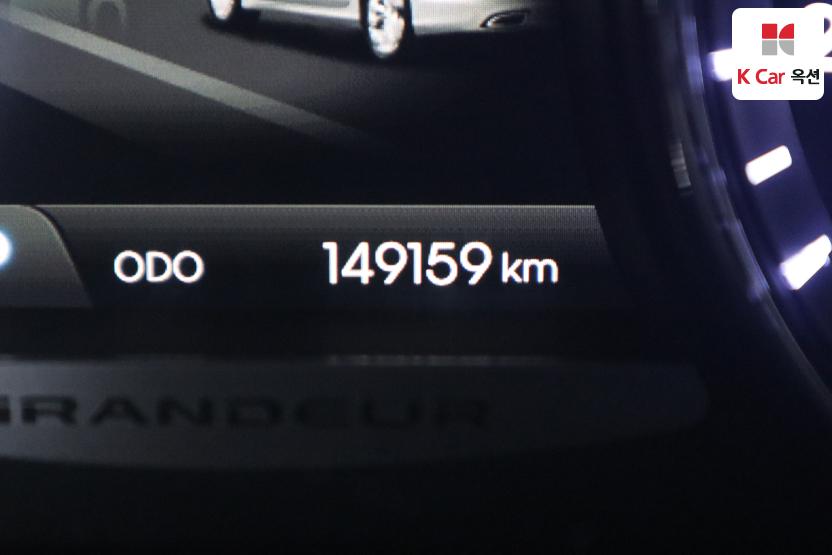 2011 - hyundai grandeur