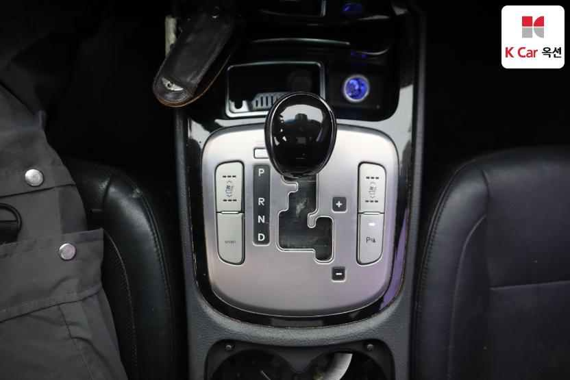 2012 - hyundai bh330