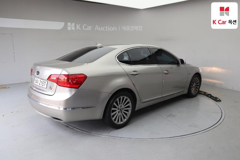 2011 - kia k7